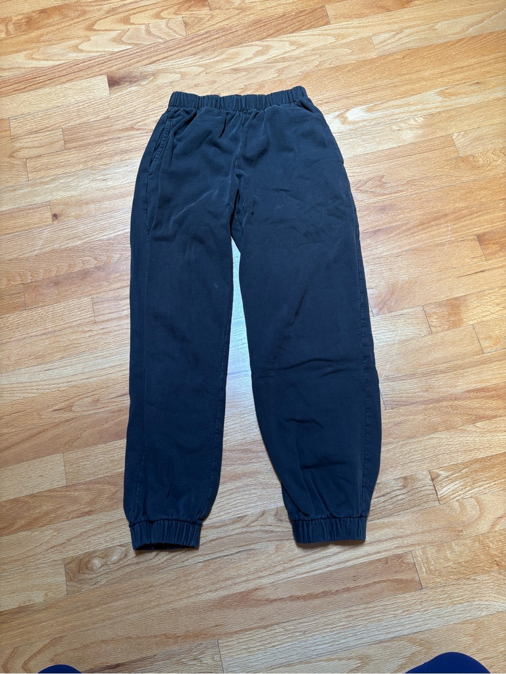 Women’s Black Elastic-Waist Jogger Sweatpants